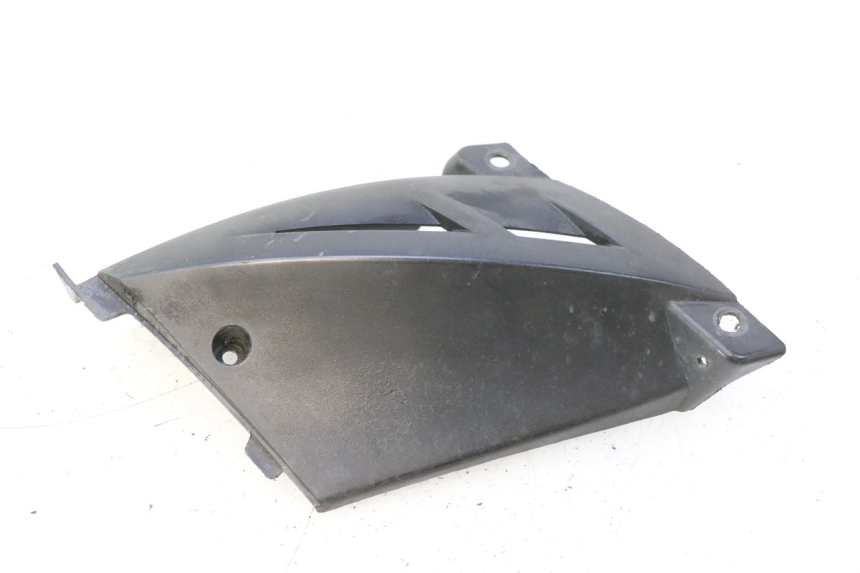 photo de CACHE SOUS SELLE GAUCHE PEUGEOT LUDIX BLASTER 50 (2006 - 2014) - Vue principale