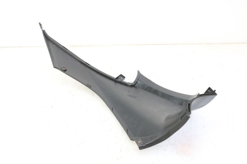 photo de CACHE SOUS SELLE GAUCHE MBK OVETTO ONE 2T 50 (2013 - 2017) - Zoom état d’usage