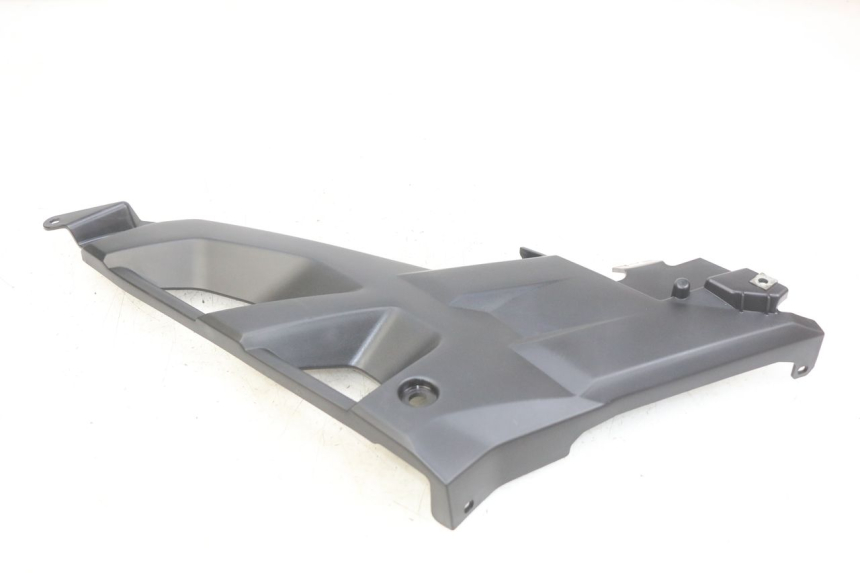 photo de CACHE SOUS SELLE GAUCHE YAMAHA MT ABS 125 (2014 - 2018) - Vue d’ensemble