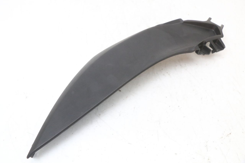 photo de CACHE SOUS SELLE GAUCHE MBK MW TRYPTIK 125 (2014 - 2016) - Détail de la pièce