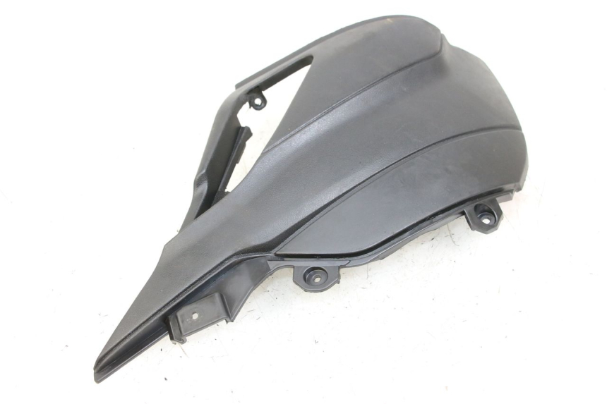 photo de CACHE SOUS SELLE GAUCHE PIAGGIO NEW TYPHOON 50 (2018 - 2021) - Autre angle de vue