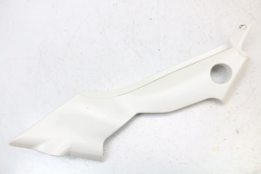 photo de CACHE SOUS SELLE GAUCHE MOTO GUZZI NORGE 8V GT 1200 (2011 - 2016) - Vue principale