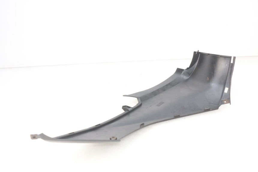 photo de CACHE SOUS SELLE GAUCHE MBK OVETTO 2T 50 (2007 - 2017) - Zoom état d’usage