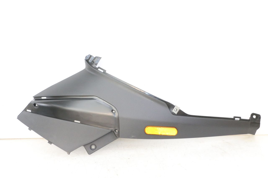 photo de CACHE SOUS SELLE GAUCHE PIAGGIO NRG POWER PUREJET 50 (2018 - 2021) - Vue principale