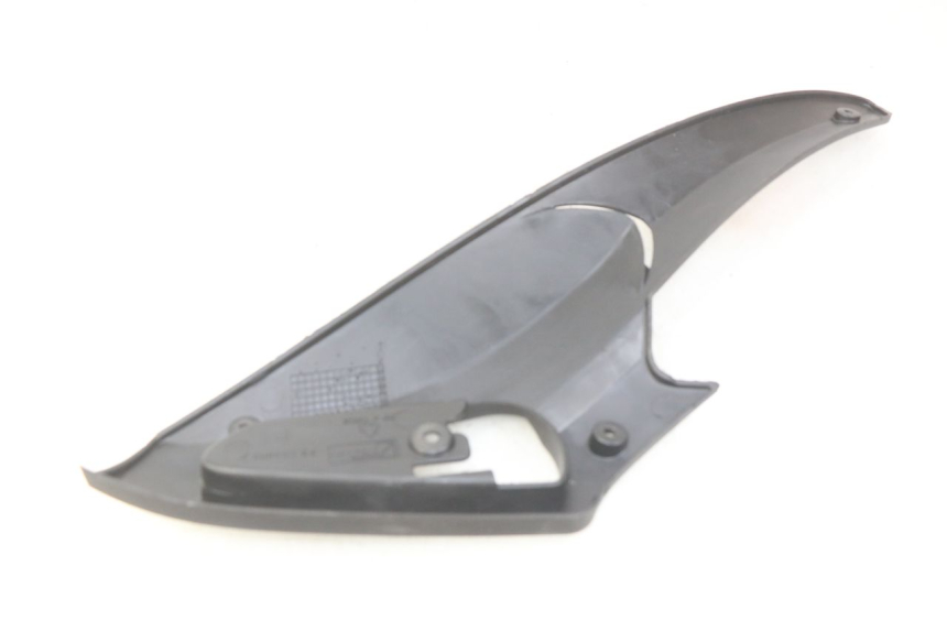 photo de CACHE SOUS SELLE GAUCHE GILERA RUNNER SP 50 (2009 - 2017) - Autre angle de vue