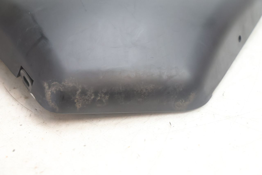 photo de CACHE SOUS SELLE GAUCHE MASH SEVENTY FIVE 125 (2013 - 2021) - Détail de la pièce