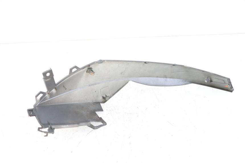 photo de CACHE SOUS SELLE GAUCHE PEUGEOT SPEEDFIGHT 4 2T 50 (2015 - 2019) - Points de fixation