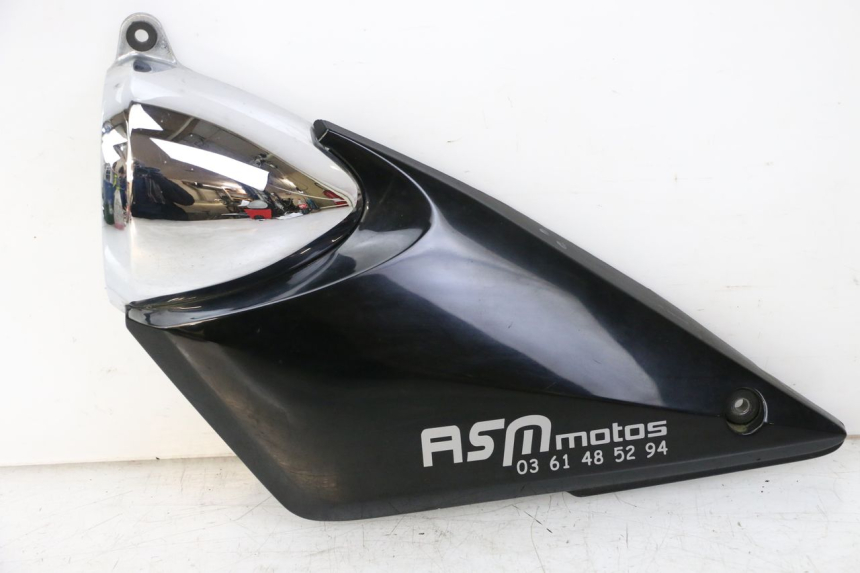 photo de CACHE SOUS SELLE GAUCHE SUZUKI GSF S BANDIT 600 (2000 - 2004) - Vue principale