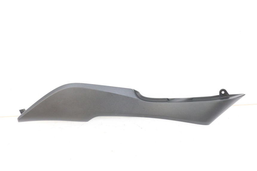 photo de CACHE SOUS SELLE GAUCHE KAWASAKI VERSYS ABS 650 (2015 - 2018) - Vue principale