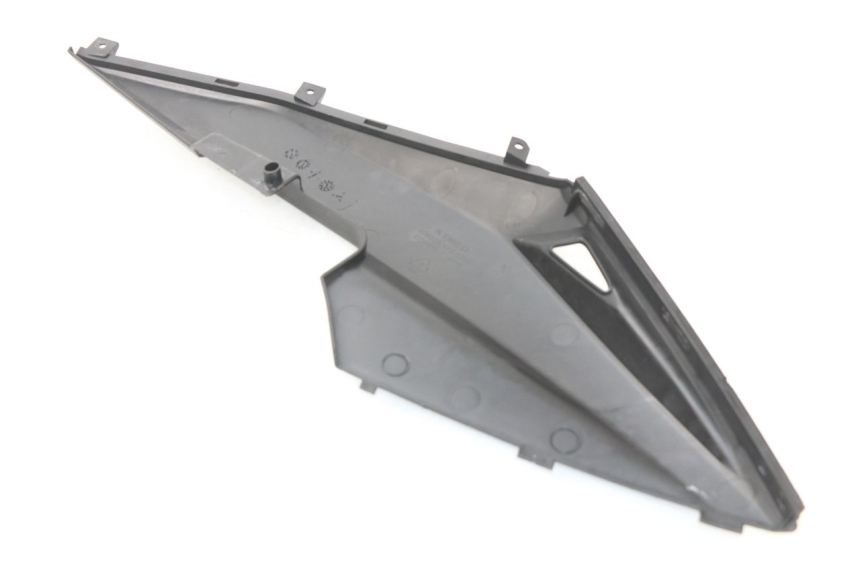 photo de CACHE SOUS SELLE GAUCHE KYMCO X-CITING XCITING 400 (2014 - 2018) - Zoom état d’usage