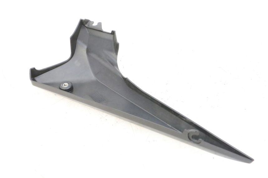 photo de CACHE SOUS SELLE GAUCHE YAMAHA XJ6 ABS 600 (2008 - 2016) - Zoom état d’usage