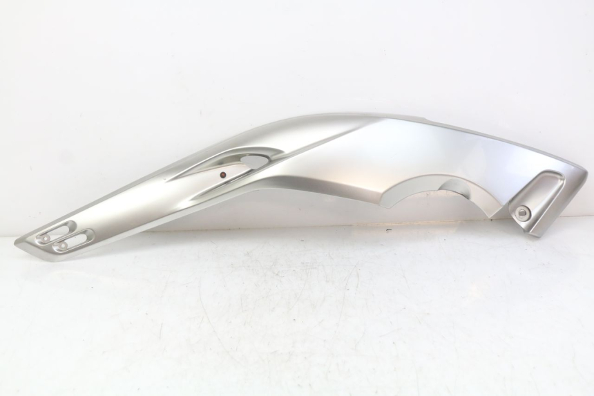 photo de CACHE SOUS SELLE GAUCHE YAMAHA XP T-MAX TMAX 500 (2004 - 2007) - Vue principale