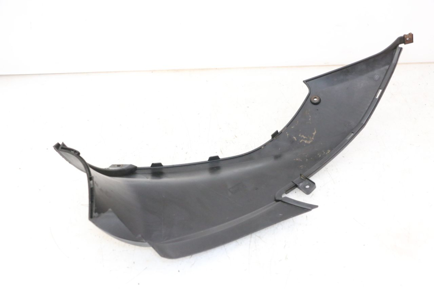 photo de CACHE SOUS SELLE GAUCHE YAMAHA NEOS NEO'S 4T 50 (2008 - 2016) - Détail de la pièce