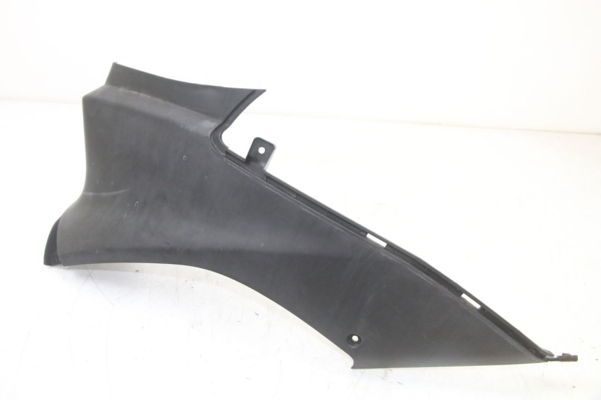 photo de CACHE SOUS SELLE GAUCHE YAMAHA NEOS NEO'S 4T 50 (2008 - 2016) - Détail de la pièce