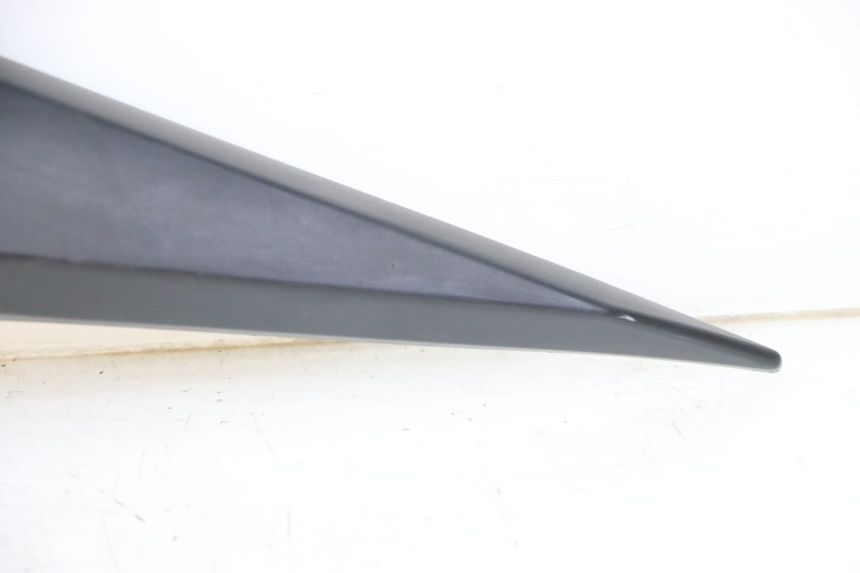 photo de CACHE SOUS SELLE GAUCHE YAMAHA XJ6 600 (2008 - 2016) - Autre angle de vue