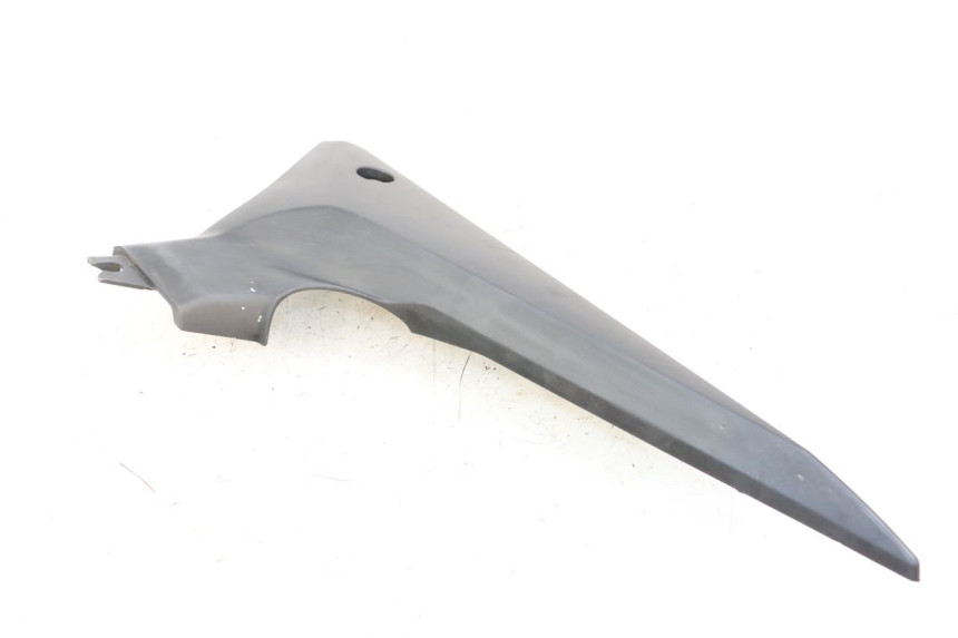 photo de CACHE SOUS SELLE GAUCHE YAMAHA XJ6 ABS 600 (2008 - 2016) - Zoom état d’usage