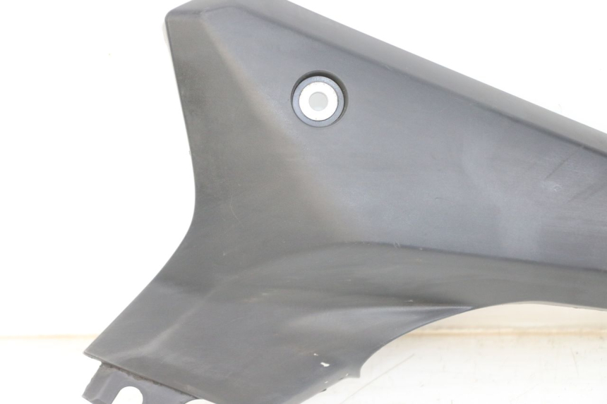 photo de CACHE SOUS SELLE GAUCHE YAMAHA XJ6 ABS 600 (2008 - 2016) - Vue d’ensemble