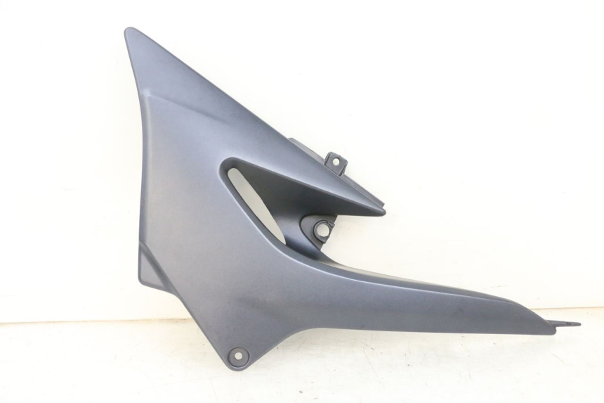 photo de CACHE SOUS SELLE GAUCHE KAWASAKI ZR 7 750 (1999 - 2004) - Vue principale