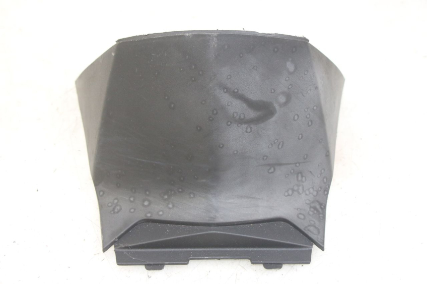 photo de CACHE SOUS SELLE PEUGEOT GEOPOLIS RS 125 (2007 - 2009) - Gros plan technique