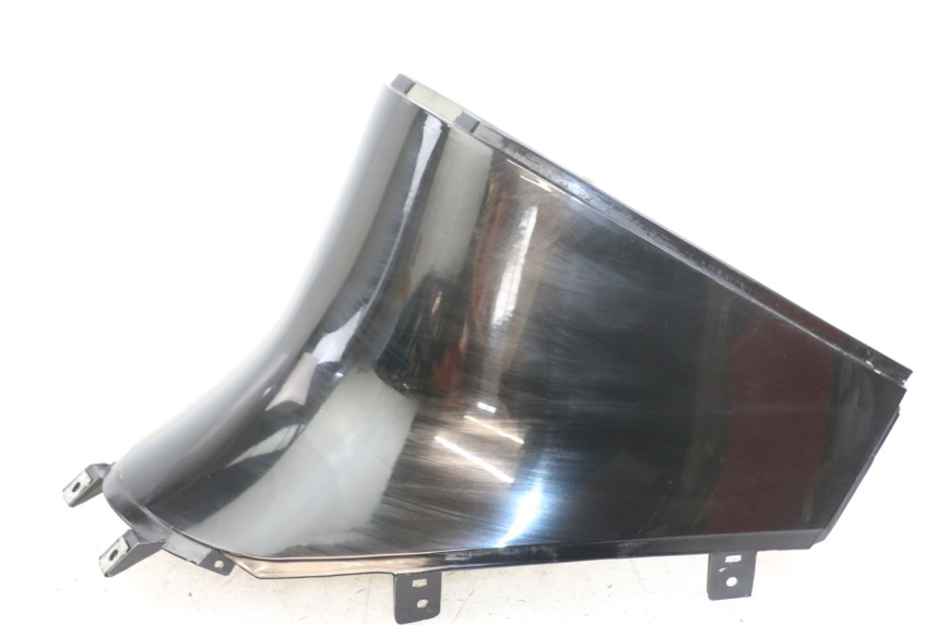 photo de CACHE SOUS SELLE GOES WIKI 125 (2010 - 2015) - Points de fixation