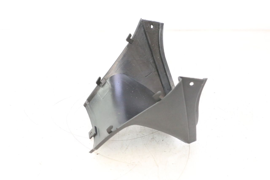 photo de CACHE SOUS SELLE VASTRO GP 2T 50 (2013 - 2017) - Détail de la pièce