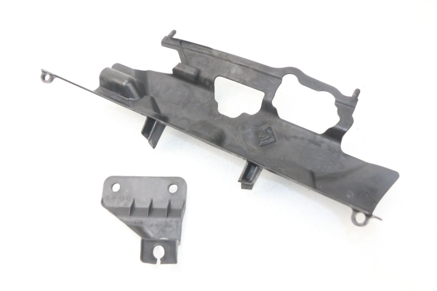 photo de CACHE SOUS SELLE SUZUKI GSX-R GSXR 750 (2011 - 2016) - Vue principale