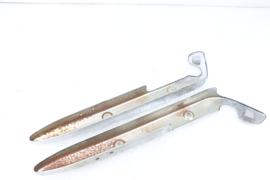 photo de CACHE SOUS SELLE SUZUKI GZ MARAUDER 125 (1998 - 2004) - Pièce contrôlée