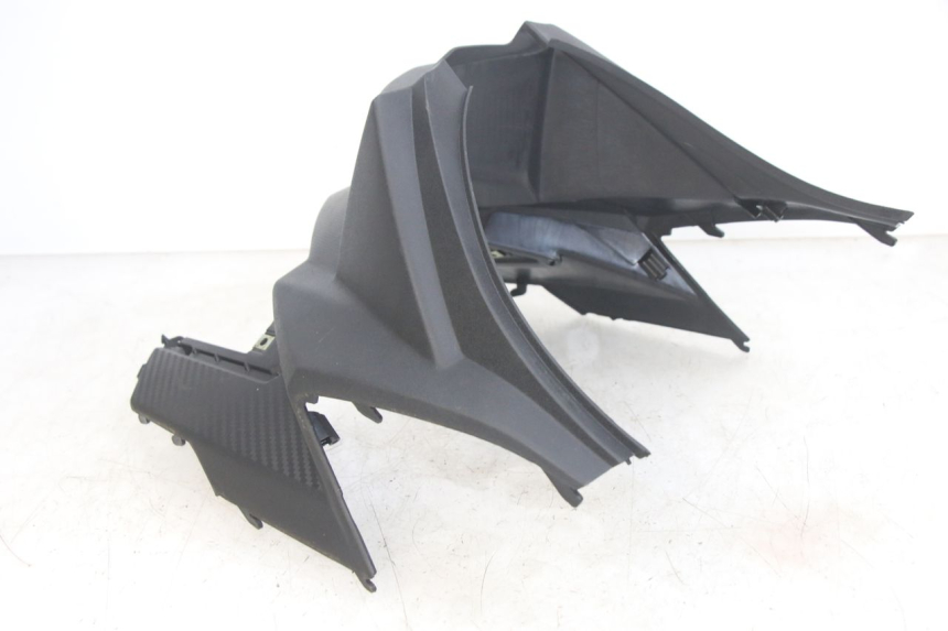 photo de CACHE SOUS SELLE SYM JET 14 4T 50 (2018 - 2022) - Autre angle de vue