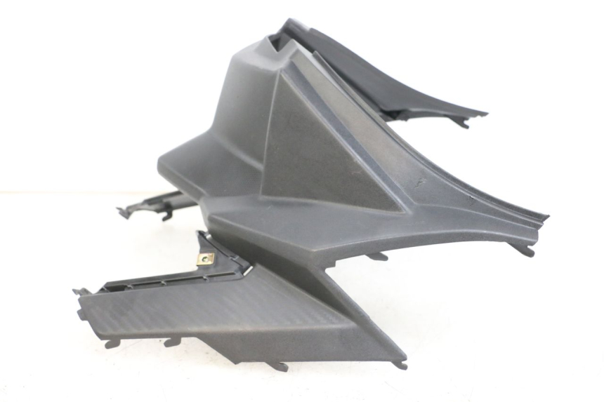 photo de CACHE SOUS SELLE SYM JET 14 4T 50 (2018 - 2022) - Gros plan technique