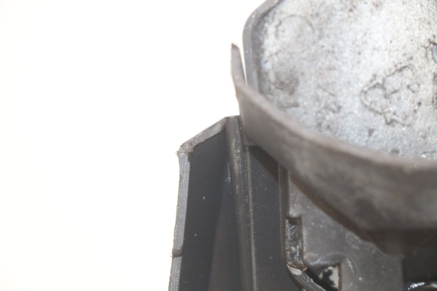 photo de CACHE SOUS SELLE SYM JET SPORT XR 50 (2006 - 2015) - Zoom état d’usage