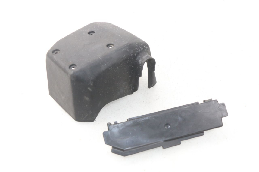 photo de CACHE SOUS SELLE BMW K100 1000 (1982 - 1990) - Détail de la pièce