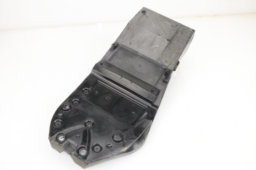 photo de CACHE SOUS SELLE KAWASAKI Z 750 (2007 - 2013) - Autre angle de vue