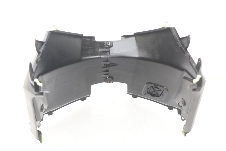 photo de CACHE SOUS SELLE PEUGEOT KISBEE 2T 50 (2010 - 2017) - Gros plan technique