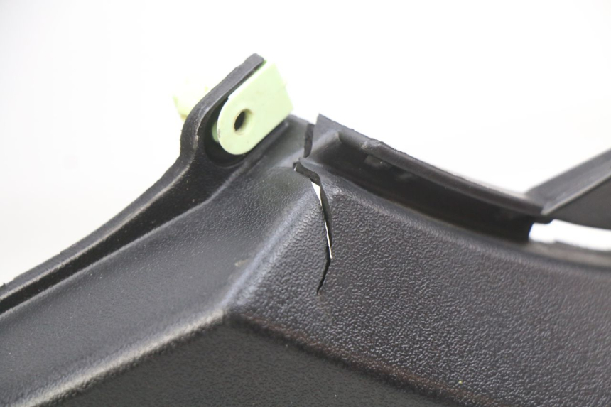 photo de CACHE SOUS SELLE PEUGEOT KISBEE 4T 50 (2010 - 2017) - Autre angle de vue