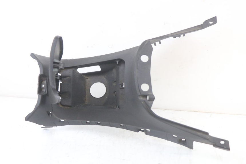 photo de CACHE SOUS SELLE PIAGGIO MP3 HPE 350 (2018 - 2020) - Zoom état d’usage