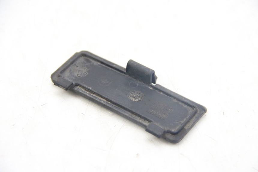 photo de CACHE SOUS SELLE PIAGGIO MP3 125 (2006 - 2014) - Autre angle de vue