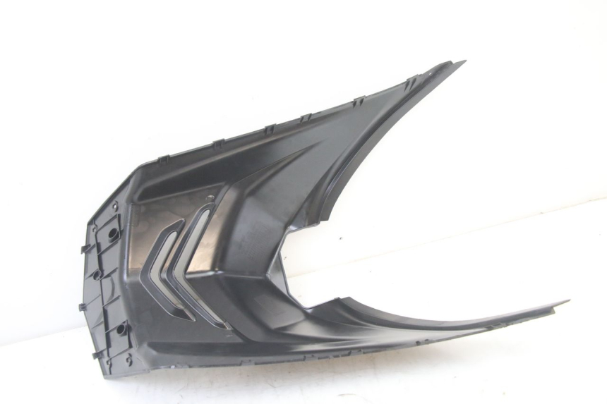 photo de CACHE SOUS SELLE SYM ORBIT III 3 4T 50 (2021 - 2025) - Autre angle de vue