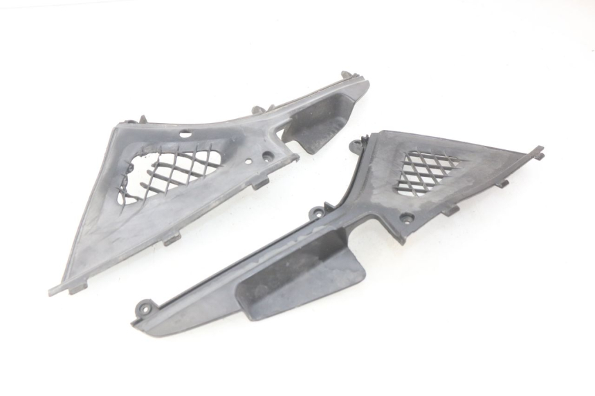 photo de CACHE SOUS SELLE KYMCO PEOPLE 250 (2004 - 2008) - Vue principale