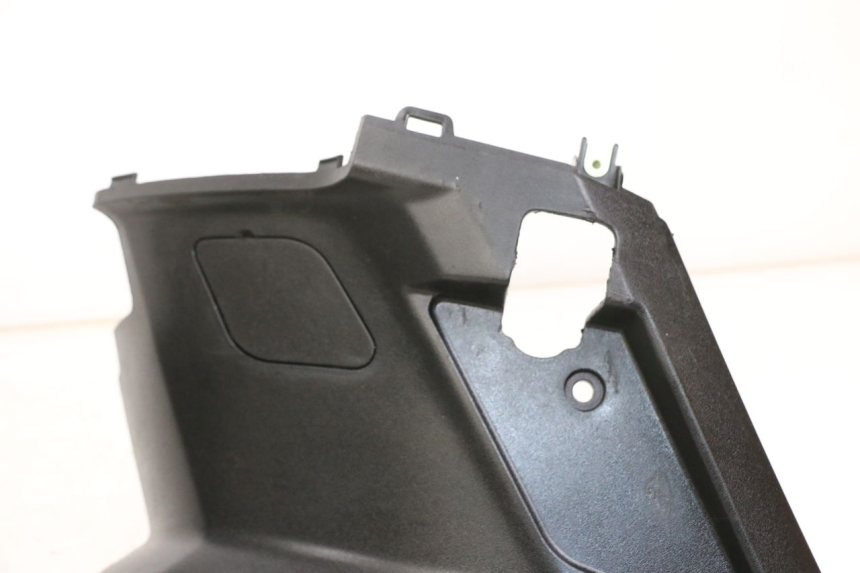 photo de CACHE SOUS SELLE PEUGEOT STREETZONE 4T 50 (2018 - 2023) - Vue produit