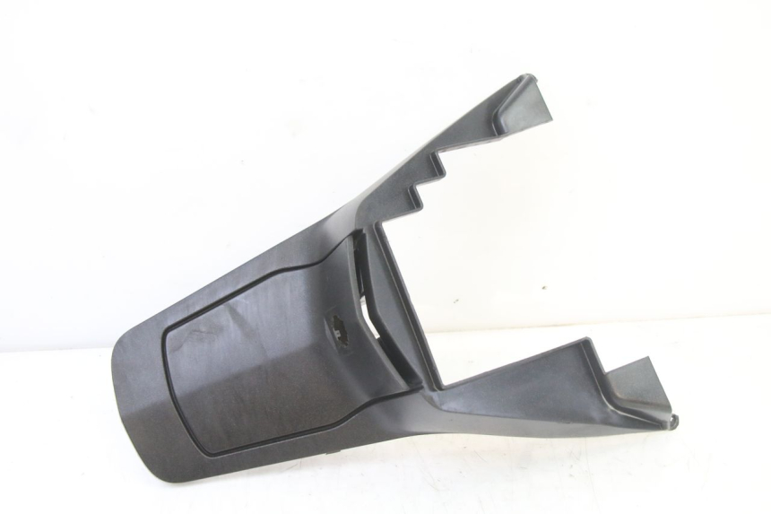 photo de CACHE SOUS SELLE PEUGEOT SATELIS 125 (2013 - 2018) - Détail de la pièce