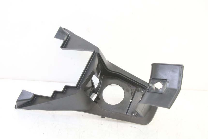 photo de CACHE SOUS SELLE PEUGEOT SATELIS 125 (2013 - 2018) - Zoom état d’usage