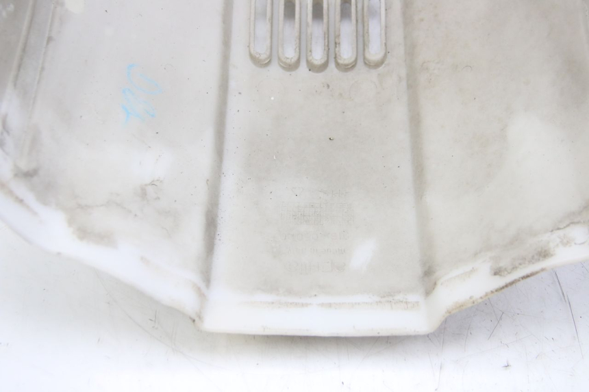 photo de CACHE SOUS SELLE APRILIA SCARABEO 4T 50 (2009 - 2017) - Points de fixation