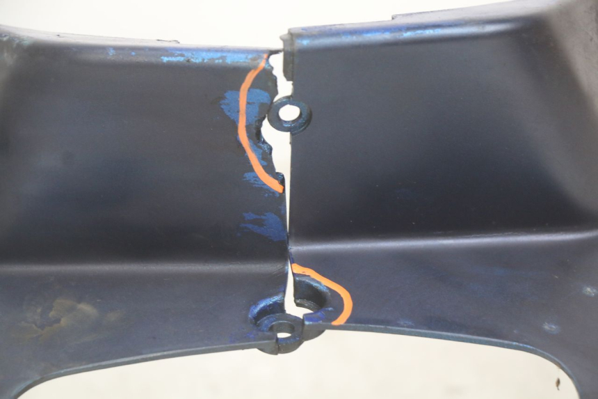 photo de CACHE SOUS SELLE PEUGEOT SPEEDFIGHT LC 50 (1996 - 2002) - Détail de la pièce