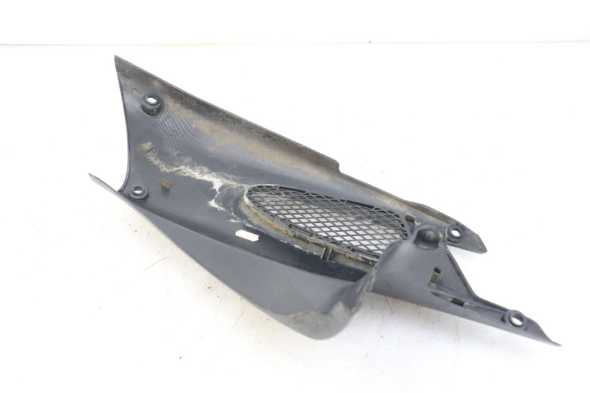 photo de CACHE SOUS SELLE PEUGEOT SPEEDFIGHT 100 (1997 - 2007) - Points de fixation