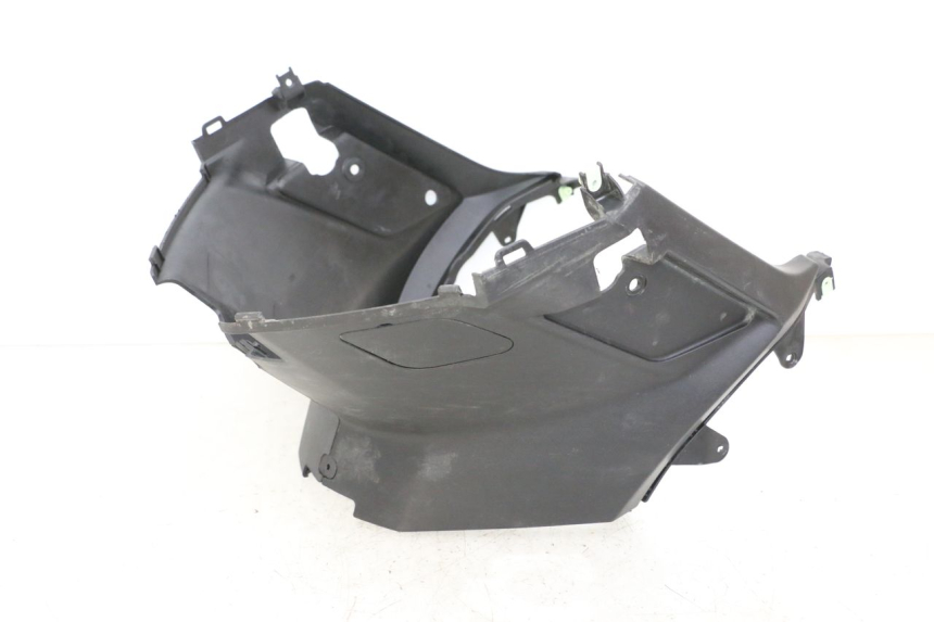 photo de CACHE SOUS SELLE PEUGEOT STREETZONE I NAKED 2T 50 (2018 - 2020) - Gros plan technique