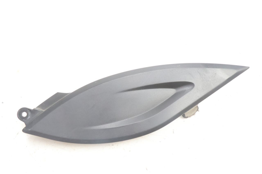 photo de CACHE SOUS SELLE YAMAHA TDM ABS 900 (2002 - 2014) - Zoom état d’usage