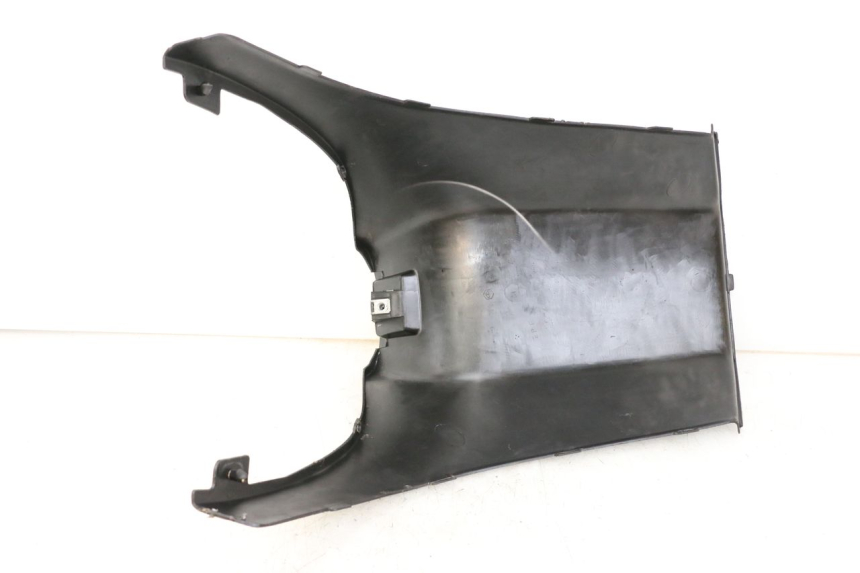 photo de CACHE SOUS SELLE PIAGGIO TYPHOON 50 (2000 - 2009) - Gros plan technique