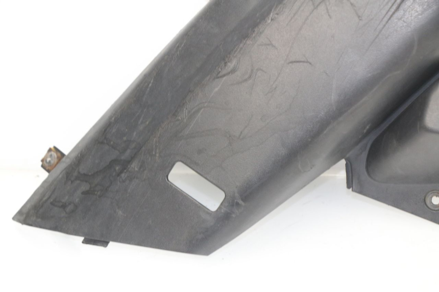 photo de CACHE SOUS SELLE YAMAHA XMAX X-MAX 125 (2006 - 2009) - Vue d’ensemble