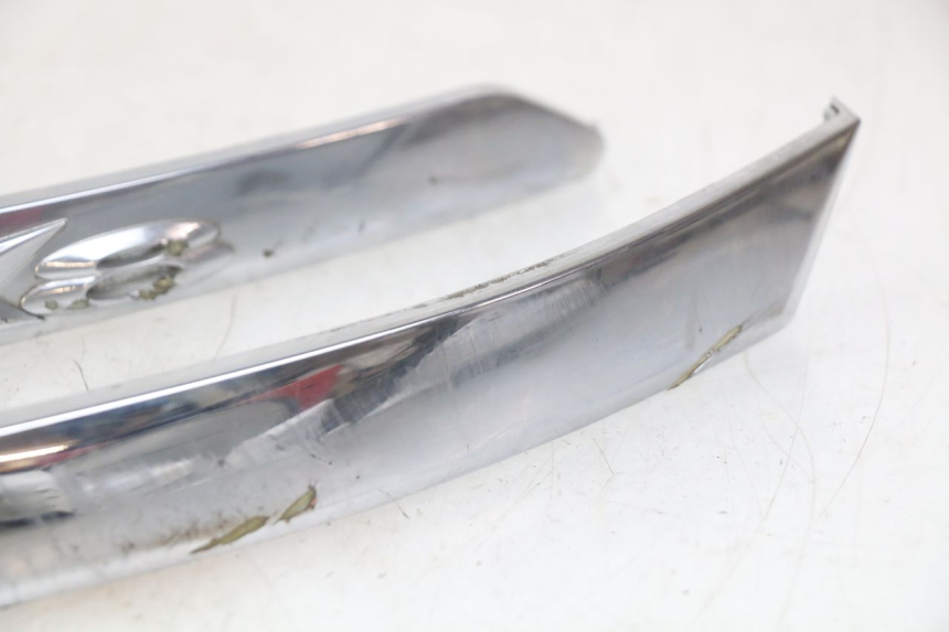 photo de CACHE SOUS SELLE PIAGGIO X8 125 (2004 - 2007) - Zoom composants