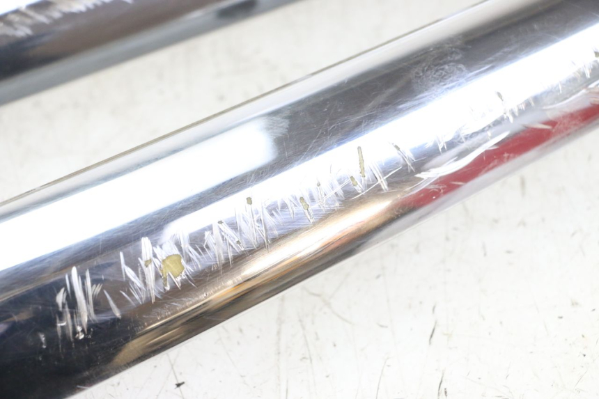 photo de CACHE SOUS SELLE PIAGGIO XEVO - X EVO 125 (2007 - 2017) - Points de fixation